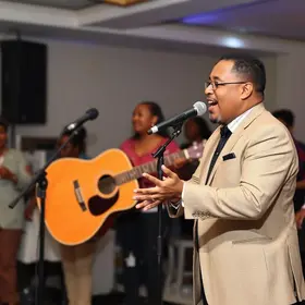 culto pelos 64 anos de Osasco