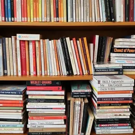 armazenamento de livros retirados de biblioteca em Osasco